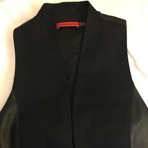 ALICE + OLIVIA BLACK LEATHER VEST - SIZE  8